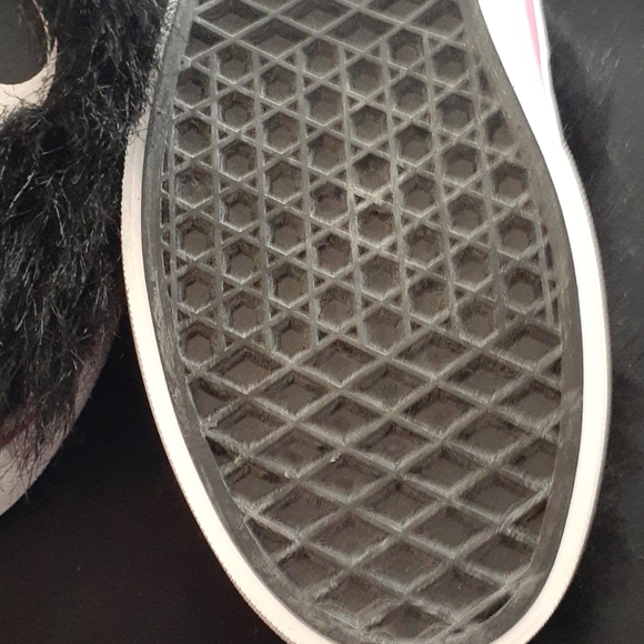 VANS Slip On Friend Party Fur Black Girls sneakers - Picture 9 of 10